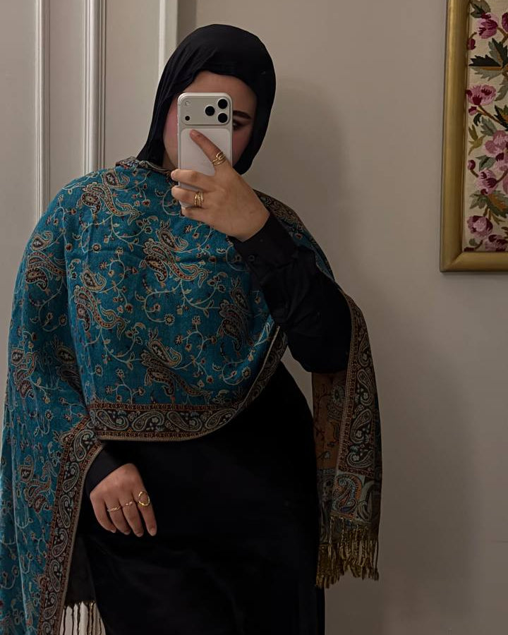شال الكشمير باللون التركوازي والدبل فيس باللون البرونزي